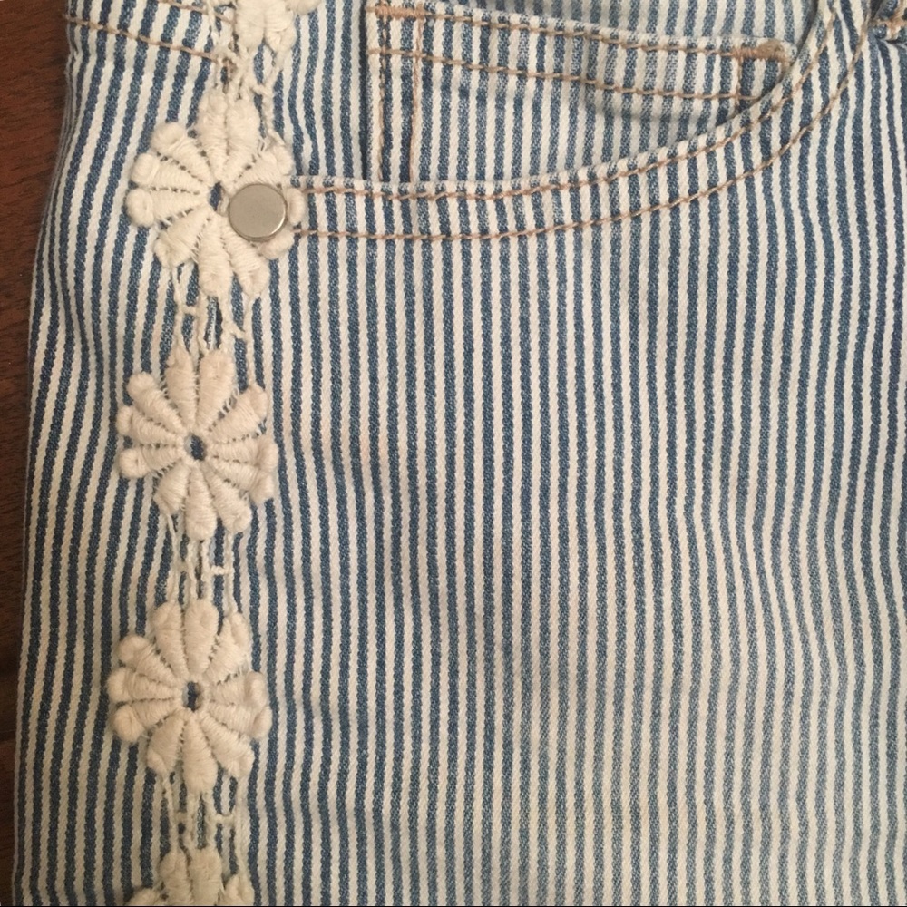 ⚡️2for$20⚡️High waisted striped shorts - Picture 3 of 7